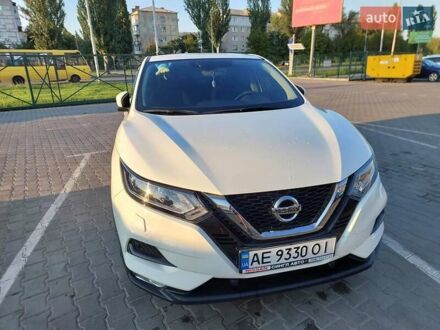 Белый Ниссан Кашкай, объемом двигателя 1.2 л и пробегом 29 тыс. км за 20500 $, фото 1 на Automoto.ua