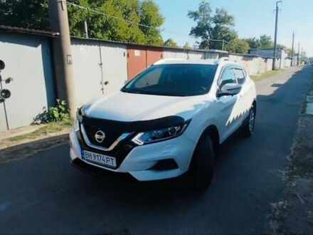 Білий Ніссан Кашкай, об'ємом двигуна 1.6 л та пробігом 15 тис. км за 30000 $, фото 1 на Automoto.ua