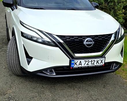 Белый Ниссан Кашкай, объемом двигателя 1.3 л и пробегом 13 тыс. км за 31500 $, фото 1 на Automoto.ua