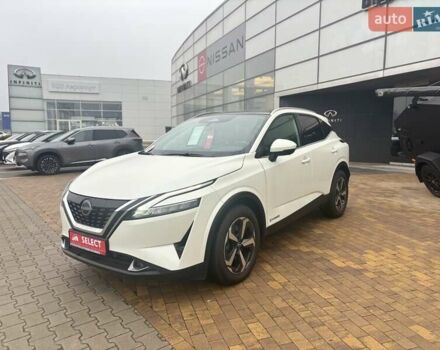 Белый Ниссан Кашкай, объемом двигателя 1.5 л и пробегом 45 тыс. км за 34734 $, фото 1 на Automoto.ua