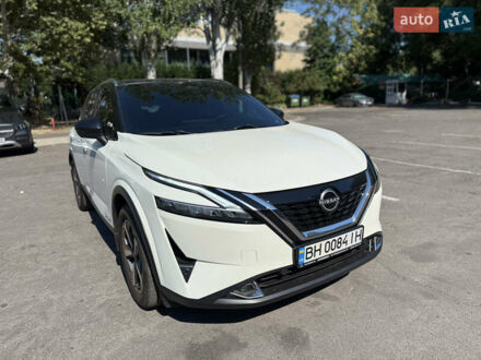 Белый Ниссан Кашкай, объемом двигателя 1.5 л и пробегом 10 тыс. км за 34999 $, фото 1 на Automoto.ua