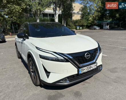 Белый Ниссан Кашкай, объемом двигателя 1.5 л и пробегом 10 тыс. км за 34999 $, фото 1 на Automoto.ua