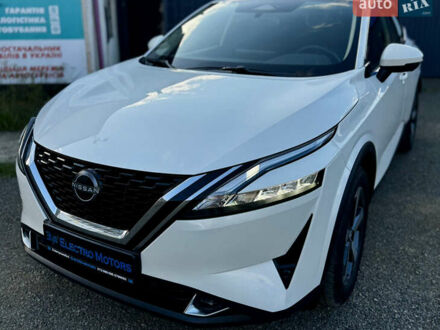 Білий Ніссан Кашкай, об'ємом двигуна 1.33 л та пробігом 10 тис. км за 31399 $, фото 1 на Automoto.ua