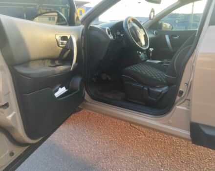 Бежевый Ниссан Кашкай, объемом двигателя 2 л и пробегом 263 тыс. км за 6800 $, фото 8 на Automoto.ua