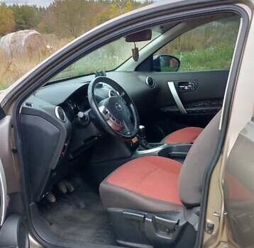 Бежевый Ниссан Кашкай, объемом двигателя 1.5 л и пробегом 110 тыс. км за 7800 $, фото 15 на Automoto.ua