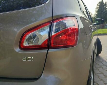 Бежевый Ниссан Кашкай, объемом двигателя 2 л и пробегом 223 тыс. км за 11200 $, фото 16 на Automoto.ua