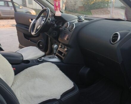 Ніссан Кашкай 2011 у Каменце-Подольском на Automoto.ua Бежевий Ніссан Кашкай, об'ємом двигуна 2 л та пробігом 250 тис. км за 286 $, фото 4 на Automoto.ua