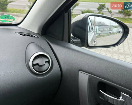 Бежевый Ниссан Кашкай, объемом двигателя 1.5 л и пробегом 190 тыс. км за 10499 $, фото 101 на Automoto.ua