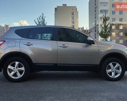 Бежевый Ниссан Кашкай, объемом двигателя 2 л и пробегом 163 тыс. км за 10800 $, фото 5 на Automoto.ua