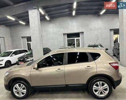 Бежевий Ніссан Кашкай, об'ємом двигуна 2 л та пробігом 180 тис. км за 12499 $, фото 3 на Automoto.ua
