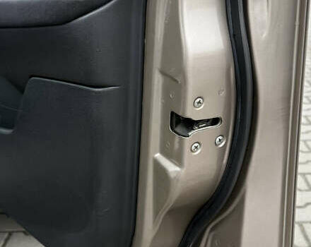 Бежевый Ниссан Кашкай, объемом двигателя 1.5 л и пробегом 190 тыс. км за 10499 $, фото 99 на Automoto.ua