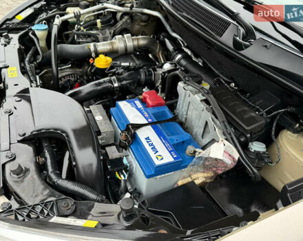 Бежевый Ниссан Кашкай, объемом двигателя 1.5 л и пробегом 190 тыс. км за 10499 $, фото 64 на Automoto.ua