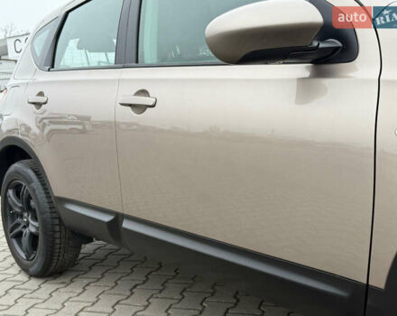 Бежевый Ниссан Кашкай, объемом двигателя 1.5 л и пробегом 190 тыс. км за 10499 $, фото 32 на Automoto.ua