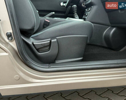 Бежевый Ниссан Кашкай, объемом двигателя 1.5 л и пробегом 190 тыс. км за 10499 $, фото 120 на Automoto.ua