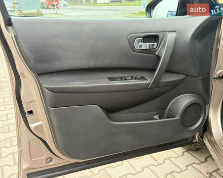 Бежевый Ниссан Кашкай, объемом двигателя 1.5 л и пробегом 190 тыс. км за 10499 $, фото 156 на Automoto.ua