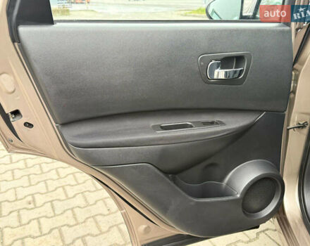 Бежевый Ниссан Кашкай, объемом двигателя 1.5 л и пробегом 190 тыс. км за 10499 $, фото 89 на Automoto.ua