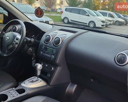 Бежевий Ніссан Кашкай, об'ємом двигуна 2 л та пробігом 161 тис. км за 10800 $, фото 33 на Automoto.ua