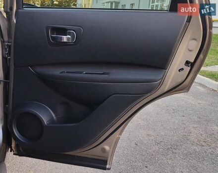 Бежевый Ниссан Кашкай, объемом двигателя 2 л и пробегом 163 тыс. км за 10800 $, фото 31 на Automoto.ua