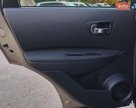 Бежевый Ниссан Кашкай, объемом двигателя 2 л и пробегом 163 тыс. км за 10800 $, фото 28 на Automoto.ua