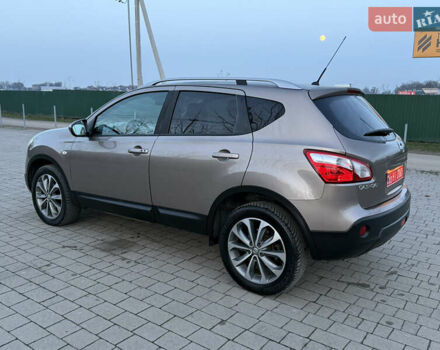 Бежевый Ниссан Кашкай, объемом двигателя 2 л и пробегом 236 тыс. км за 12900 $, фото 23 на Automoto.ua