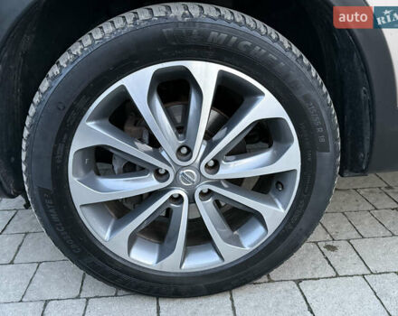 Бежевый Ниссан Кашкай, объемом двигателя 2 л и пробегом 236 тыс. км за 12900 $, фото 44 на Automoto.ua