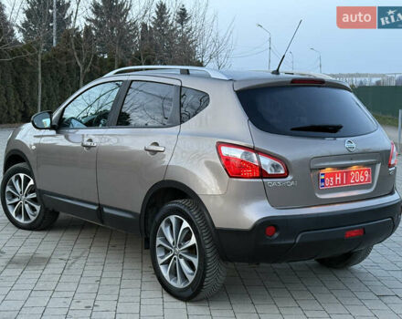 Бежевый Ниссан Кашкай, объемом двигателя 2 л и пробегом 236 тыс. км за 12900 $, фото 11 на Automoto.ua
