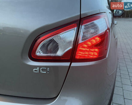 Бежевый Ниссан Кашкай, объемом двигателя 2 л и пробегом 236 тыс. км за 12900 $, фото 41 на Automoto.ua