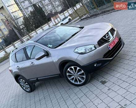 Бежевый Ниссан Кашкай, объемом двигателя 2 л и пробегом 236 тыс. км за 12900 $, фото 20 на Automoto.ua