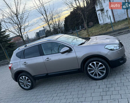 Бежевый Ниссан Кашкай, объемом двигателя 2 л и пробегом 236 тыс. км за 12900 $, фото 28 на Automoto.ua