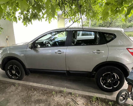 Бежевий Ніссан Кашкай, об'ємом двигуна 1.6 л та пробігом 120 тис. км за 10500 $, фото 3 на Automoto.ua