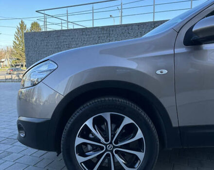 Бежевый Ниссан Кашкай, объемом двигателя 1.6 л и пробегом 190 тыс. км за 12500 $, фото 5 на Automoto.ua