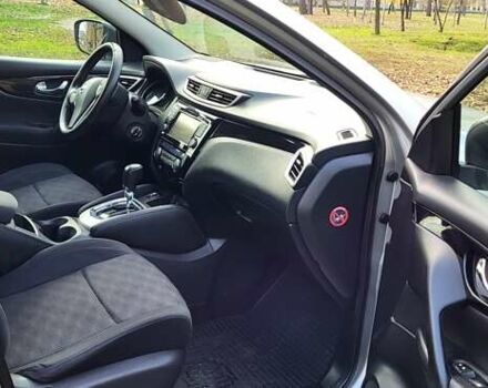 Бежевый Ниссан Кашкай, объемом двигателя 1.6 л и пробегом 200 тыс. км за 12850 $, фото 30 на Automoto.ua