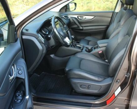 Бежевий Ніссан Кашкай, об'ємом двигуна 1.6 л та пробігом 56 тис. км за 10000 $, фото 8 на Automoto.ua