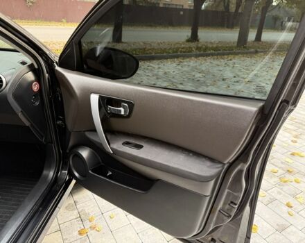 Черный Ниссан Кашкай, объемом двигателя 2 л и пробегом 320 тыс. км за 7000 $, фото 8 на Automoto.ua