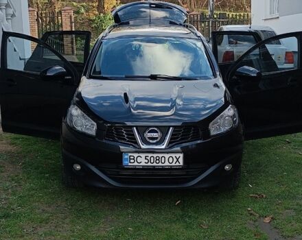 Черный Ниссан Кашкай, объемом двигателя 1.5 л и пробегом 275 тыс. км за 10800 $, фото 3 на Automoto.ua