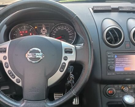 Черный Ниссан Кашкай, объемом двигателя 1.5 л и пробегом 275 тыс. км за 10800 $, фото 16 на Automoto.ua