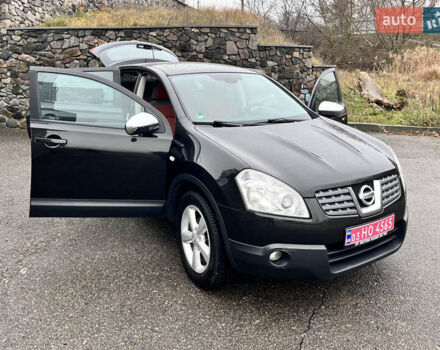 Черный Ниссан Кашкай, объемом двигателя 1.6 л и пробегом 209 тыс. км за 7700 $, фото 16 на Automoto.ua