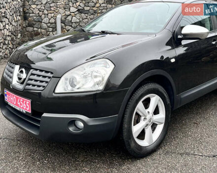 Черный Ниссан Кашкай, объемом двигателя 1.6 л и пробегом 209 тыс. км за 7700 $, фото 3 на Automoto.ua