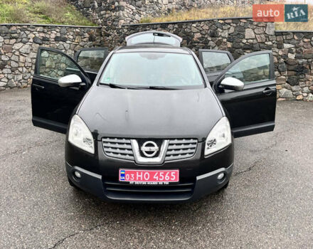 Черный Ниссан Кашкай, объемом двигателя 1.6 л и пробегом 209 тыс. км за 7700 $, фото 19 на Automoto.ua