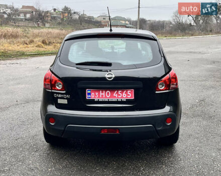 Черный Ниссан Кашкай, объемом двигателя 1.6 л и пробегом 209 тыс. км за 7700 $, фото 11 на Automoto.ua