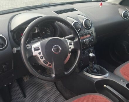 Черный Ниссан Кашкай, объемом двигателя 1.5 л и пробегом 250 тыс. км за 8900 $, фото 7 на Automoto.ua