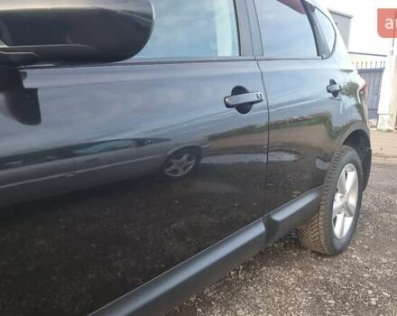 Черный Ниссан Кашкай, объемом двигателя 2 л и пробегом 187 тыс. км за 7500 $, фото 9 на Automoto.ua