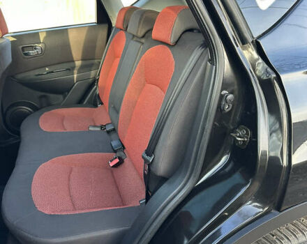 Черный Ниссан Кашкай, объемом двигателя 1.6 л и пробегом 196 тыс. км за 8599 $, фото 10 на Automoto.ua