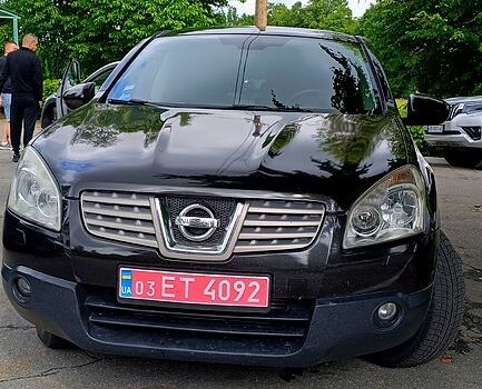 Чорний Ніссан Кашкай, об'ємом двигуна 1.5 л та пробігом 260 тис. км за 9500 $, фото 6 на Automoto.ua