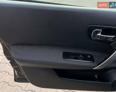 Ніссан Кашкай 2007 у Луцьку на Automoto.ua Чорний Ніссан Кашкай, об'ємом двигуна 1.6 л та пробігом 189 тис. км за 6800 $, фото 12 на Automoto.ua