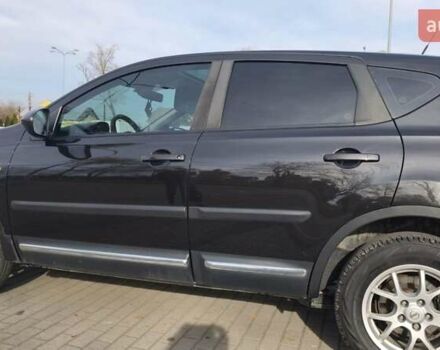 Чорний Ніссан Кашкай, об'ємом двигуна 1.46 л та пробігом 230 тис. км за 7700 $, фото 2 на Automoto.ua