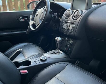 Черный Ниссан Кашкай, объемом двигателя 2 л и пробегом 241 тыс. км за 8900 $, фото 9 на Automoto.ua