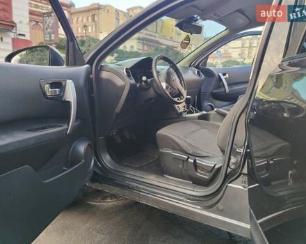 Черный Ниссан Кашкай, объемом двигателя 2 л и пробегом 177 тыс. км за 7400 $, фото 17 на Automoto.ua