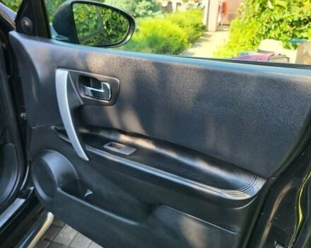 Черный Ниссан Кашкай, объемом двигателя 2 л и пробегом 360 тыс. км за 6400 $, фото 11 на Automoto.ua