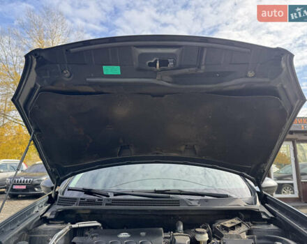 Черный Ниссан Кашкай, объемом двигателя 2 л и пробегом 185 тыс. км за 6999 $, фото 16 на Automoto.ua